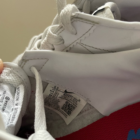 Nike Cortez - Picture 2 of 2